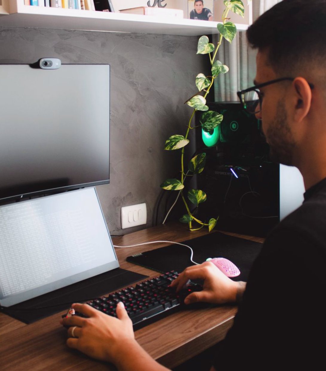 Bitrate, Keyframes and Latency: Streaming Terms Explained Plainly